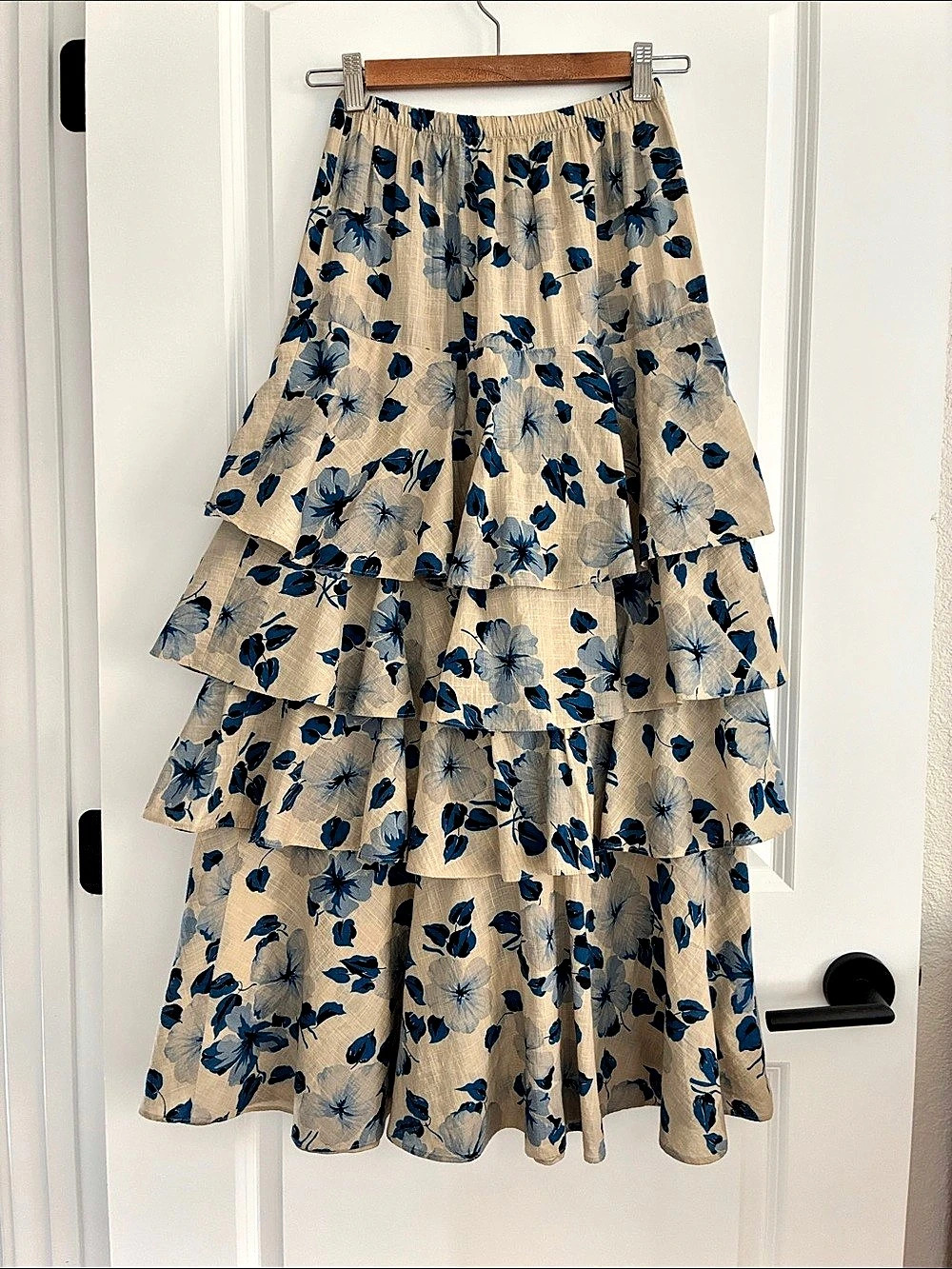 The Great Floral Tiered Maxi Skirt Blue Cream Size 0 Like New